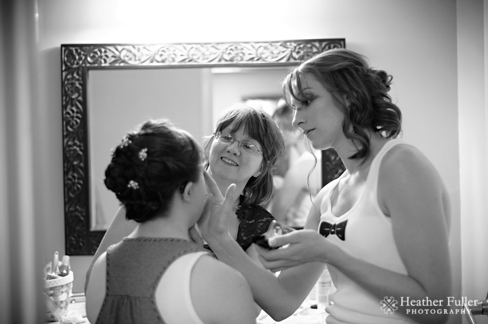  - Sterling_country_club_wedding_heather_fuller_photography_bride_getting_ready