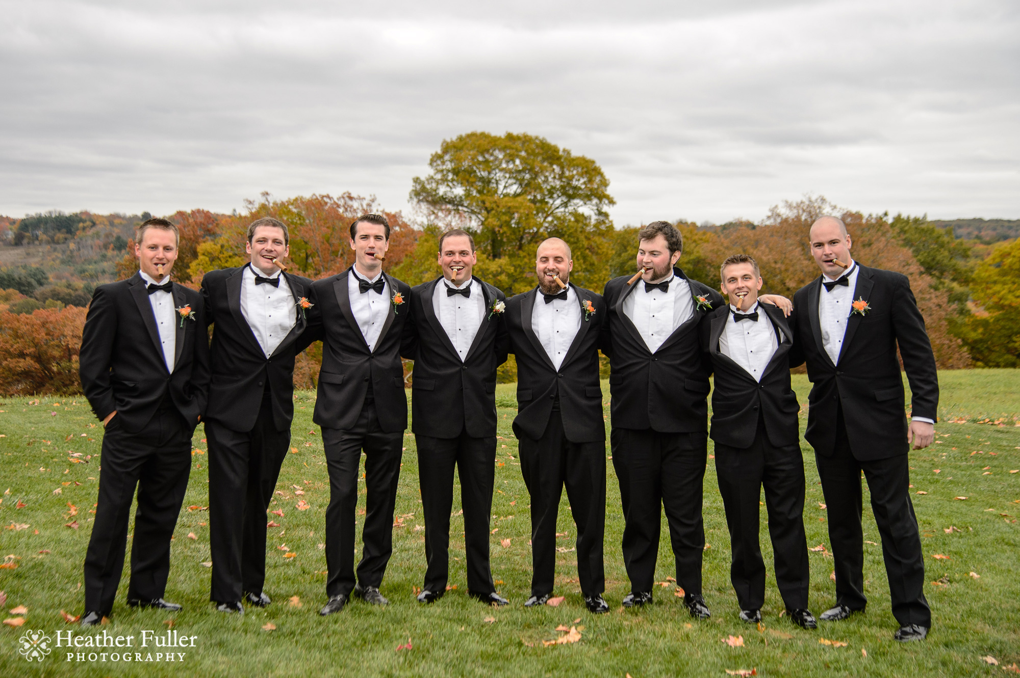 heather_fuller_Photography_Zukas_hilltop_barn_wedding_groomsmen_cigars